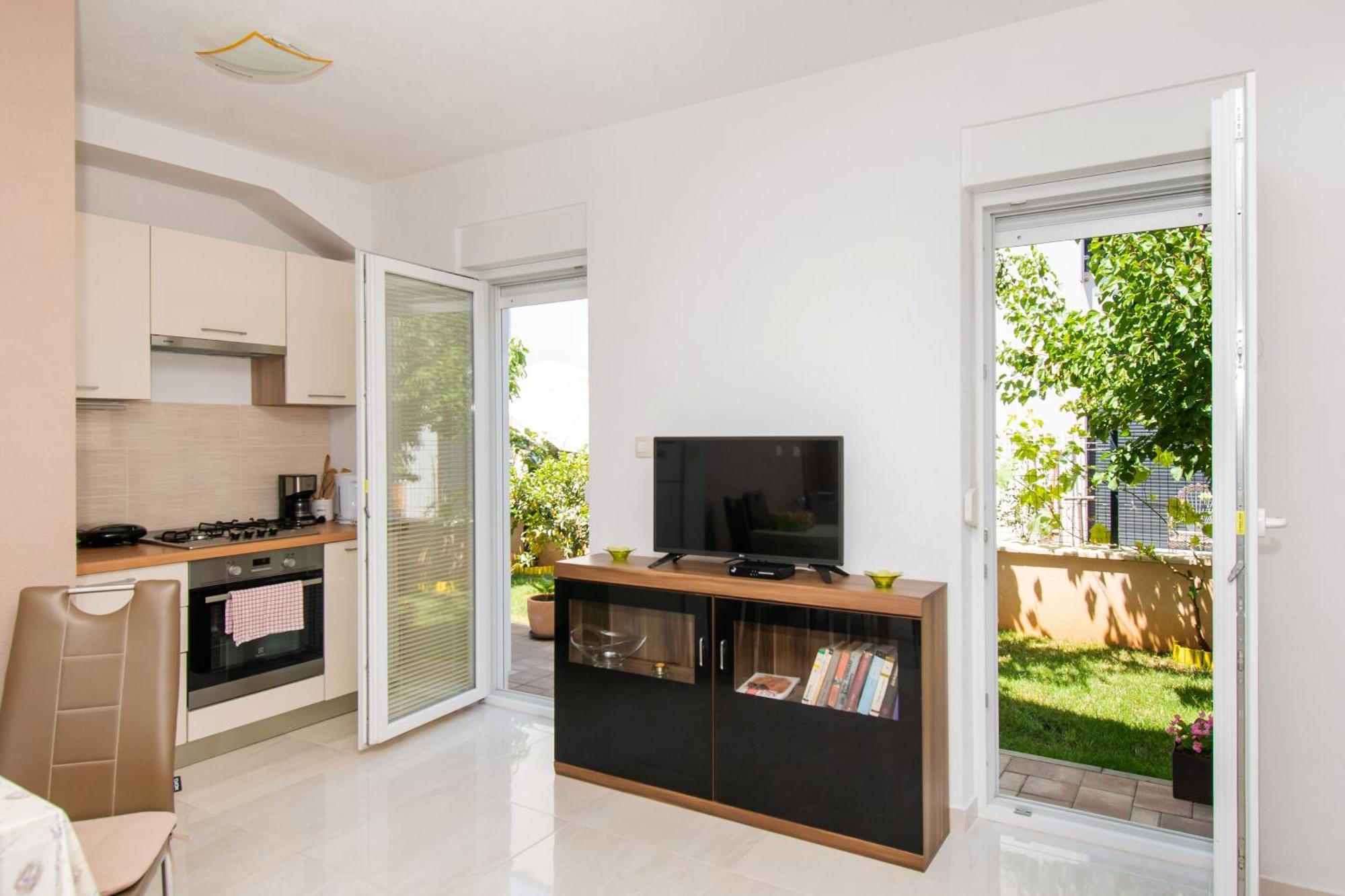 Apartment Ninic 스리마 외부 사진