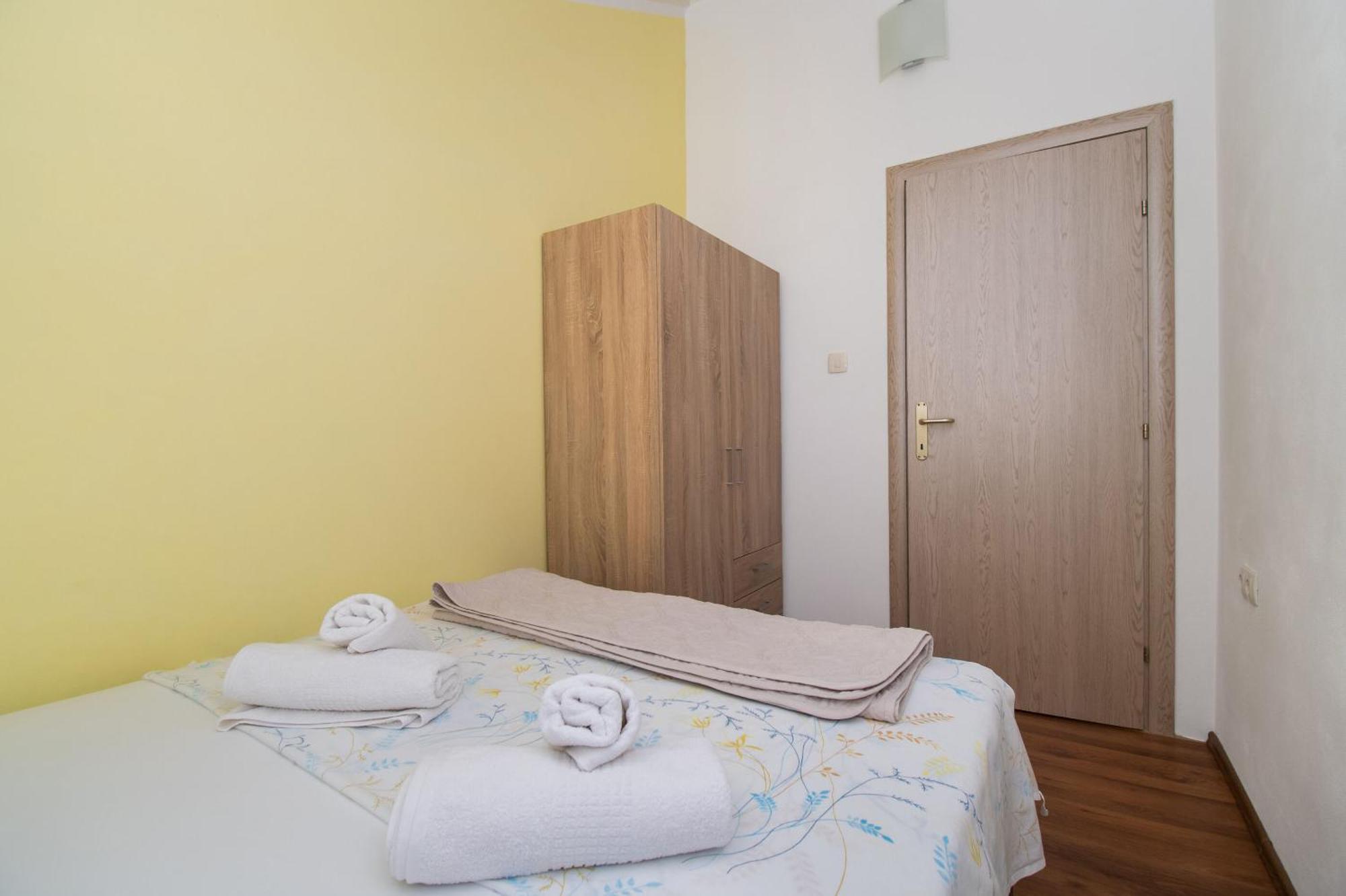 Apartment Ninic 스리마 외부 사진