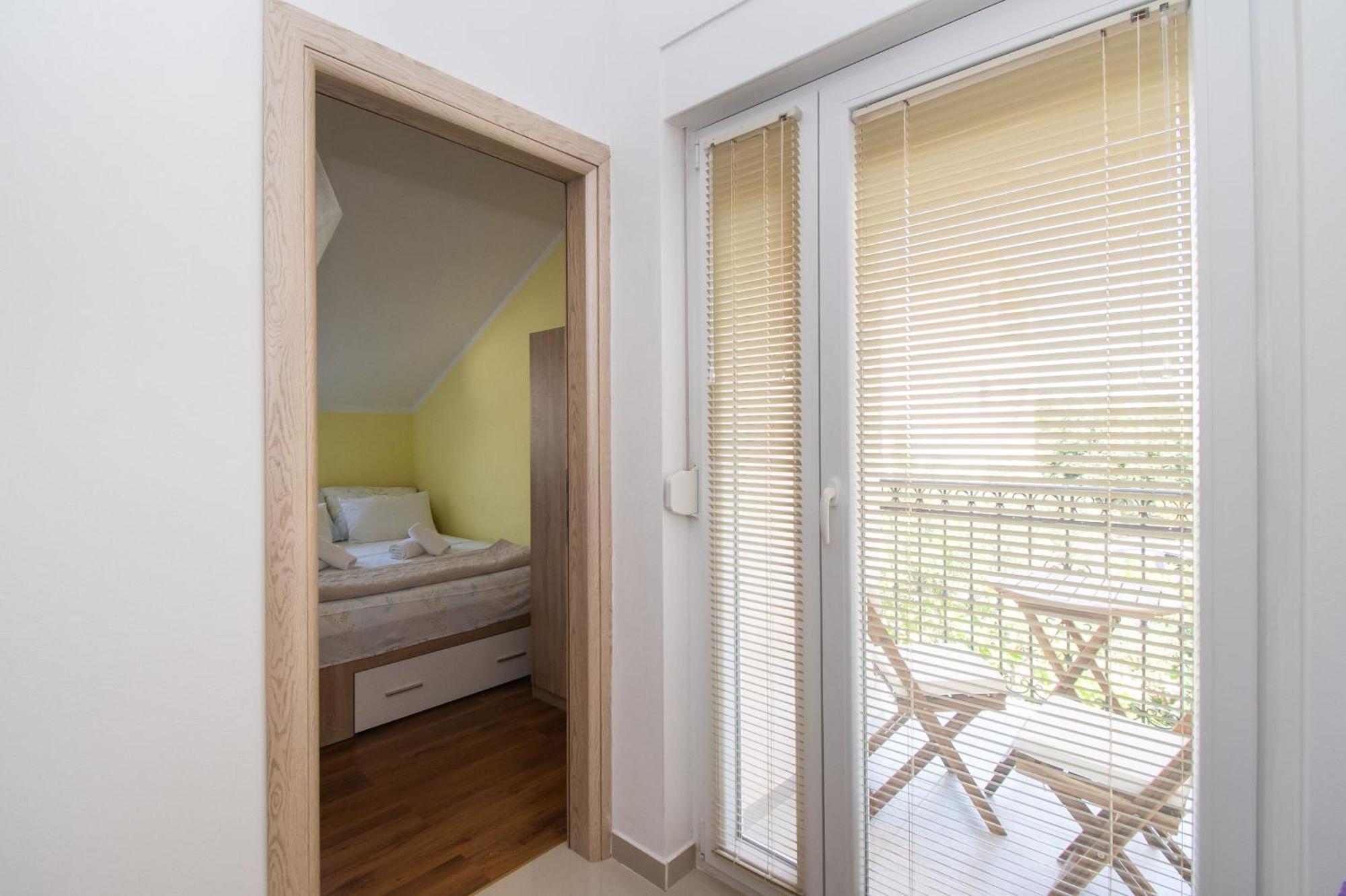 Apartment Ninic 스리마 외부 사진